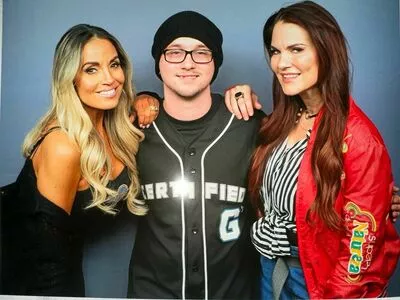 Trish Stratus / trishstratuscom nude photo #1593