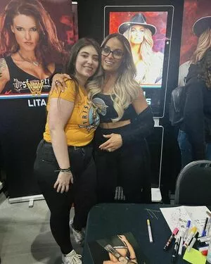 Trish Stratus / trishstratuscom nude photo #1606