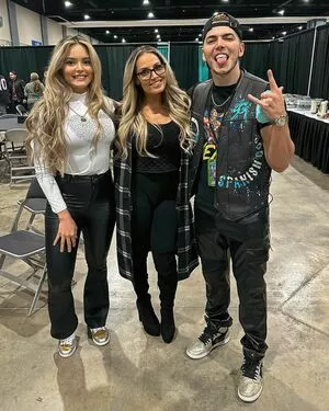 Trish Stratus / trishstratuscom nude photo #1629