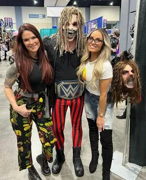 Trish Stratus / trishstratuscom nude photo #1633