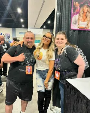 Trish Stratus / trishstratuscom nude photo #1636