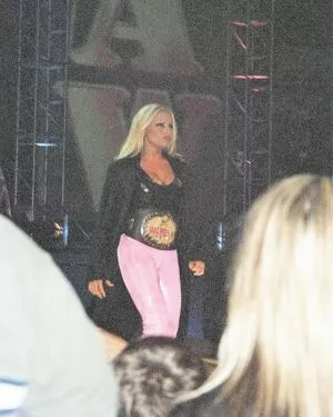 Trish Stratus / trishstratuscom nude photo #1667