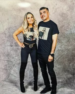 Trish Stratus / trishstratuscom nude photo #1729