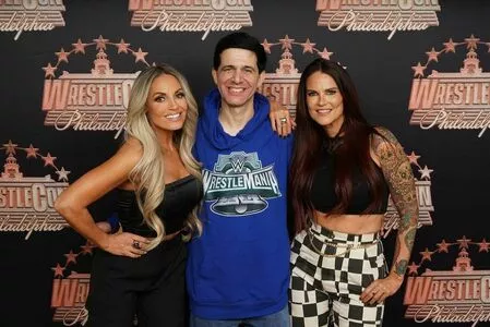 Trish Stratus / trishstratuscom nude photo #1735