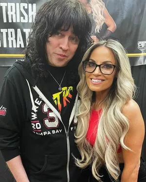 Trish Stratus / trishstratuscom nude photo #1746