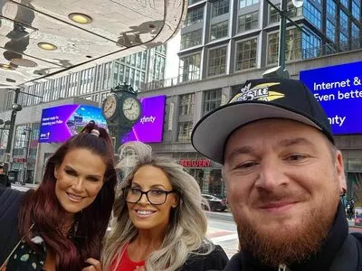 Trish Stratus / trishstratuscom nude photo #1749