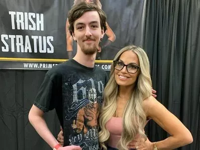 Trish Stratus / trishstratuscom nude photo #1759