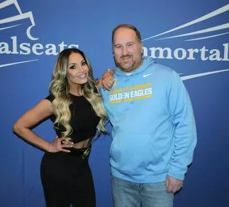 Trish Stratus / trishstratuscom nude photo #1762