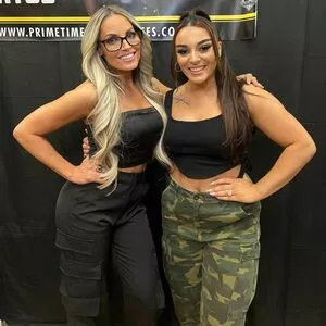 Trish Stratus / trishstratuscom nude photo #1763