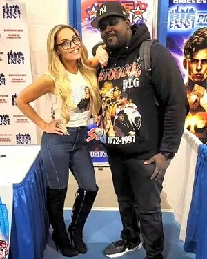 Trish Stratus / trishstratuscom nude photo #1768