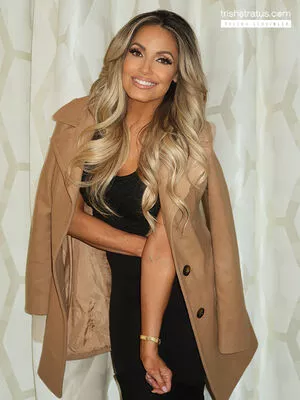 Trish Stratus / trishstratuscom nude photo #1786