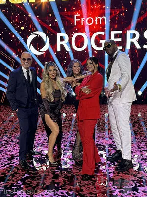 Trish Stratus / trishstratuscom nude photo #1809