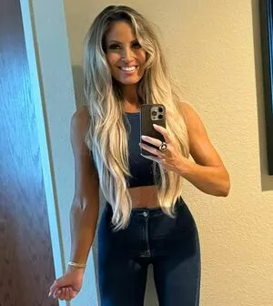Trish Stratus / trishstratuscom nude photo #1837