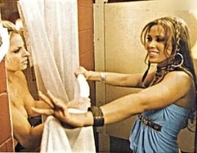 Trish Stratus / trishstratuscom nude photo #1926