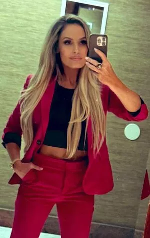 Trish Stratus / trishstratuscom nude photo #1940