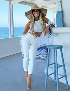 Trish Stratus / trishstratuscom nude photo #1942