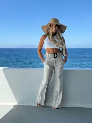 Trish Stratus / trishstratuscom nude photo #1945