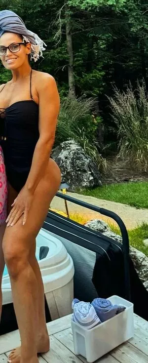 Trish Stratus / trishstratuscom nude photo #1954