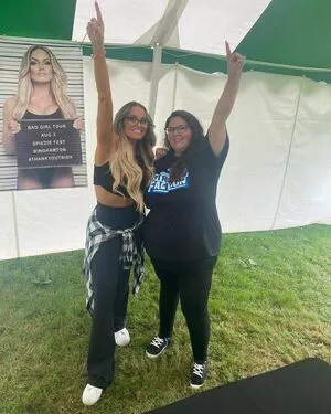 Trish Stratus / trishstratuscom nude photo #1989