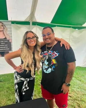 Trish Stratus / trishstratuscom nude photo #1994