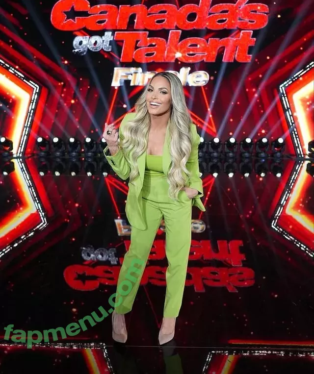 Trish Stratus nude photo #1008 (trishstratuscom)