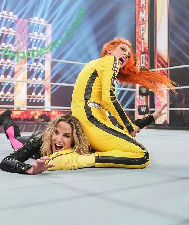 Trish Stratus nude photo #1030 (trishstratuscom)