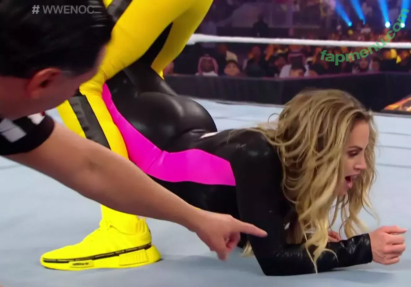 Trish Stratus nude photo #1038 (trishstratuscom)