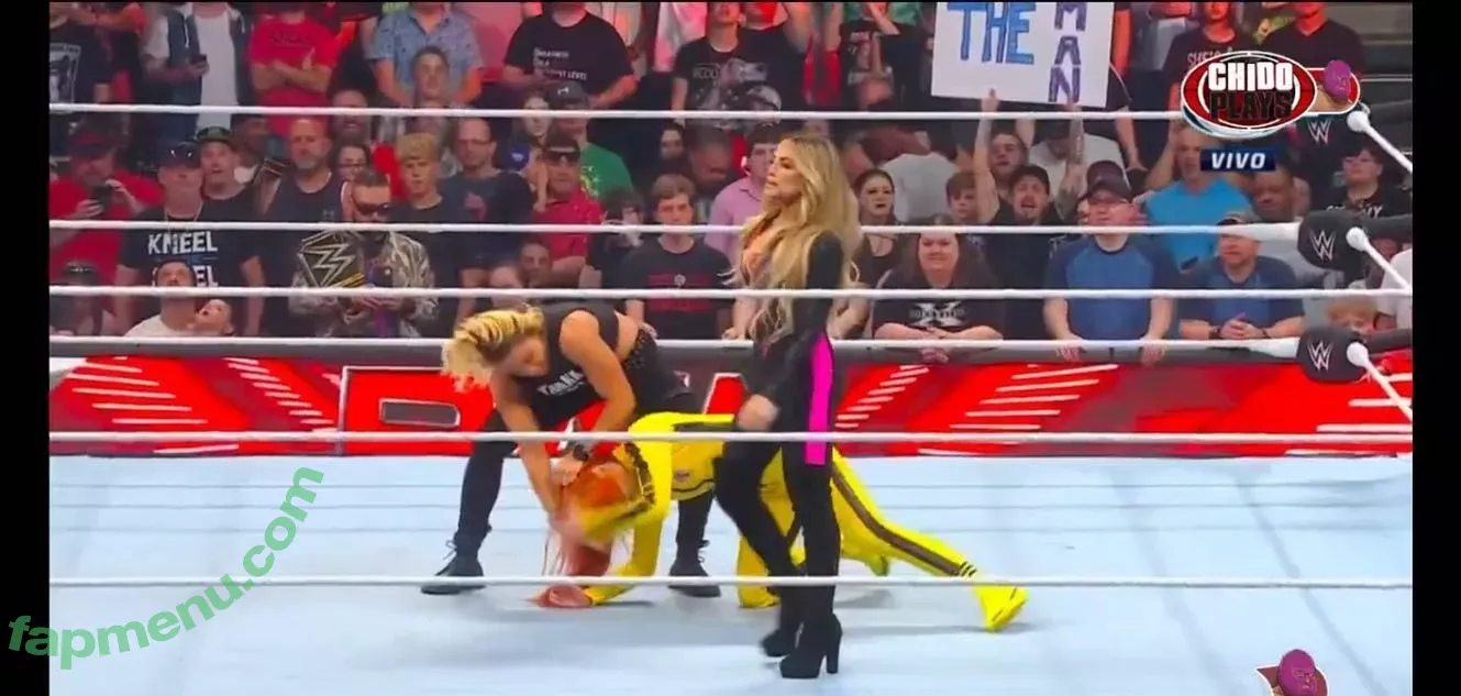 Trish Stratus nude photo #1042 (trishstratuscom)