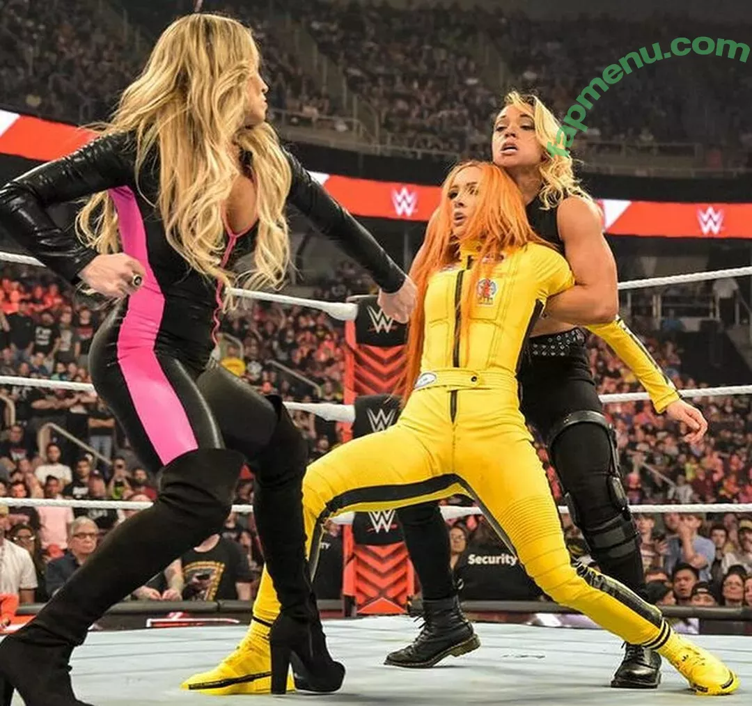 Trish Stratus nude photo #1053 (trishstratuscom)