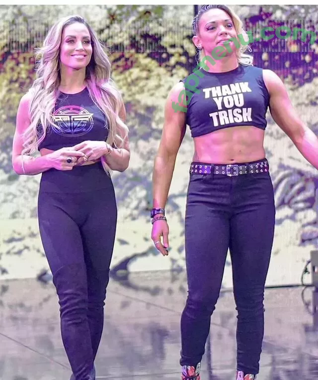 Trish Stratus nude photo #1064 (trishstratuscom)