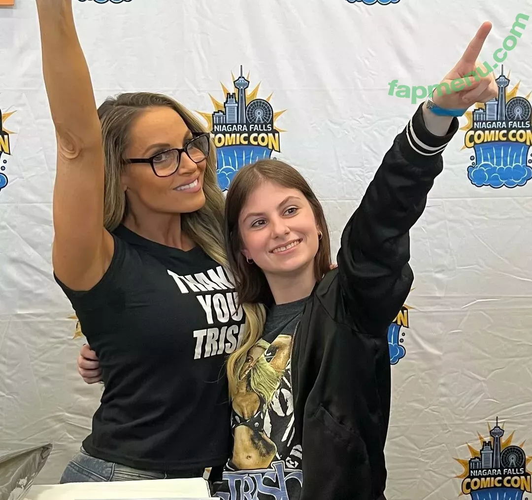 Trish Stratus nude photo #1076 (trishstratuscom)