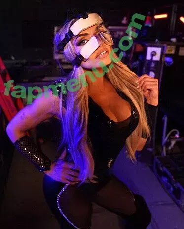 Trish Stratus nude photo #1118 (trishstratuscom)