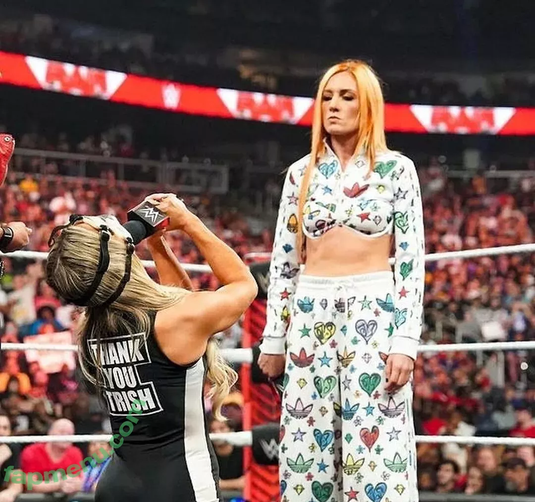 Trish Stratus nude photo #1130 (trishstratuscom)