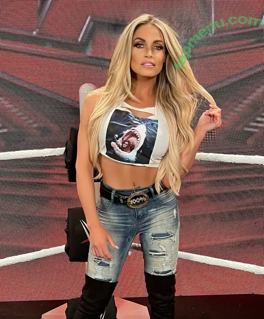 Trish Stratus nude photo #1142 (trishstratuscom)