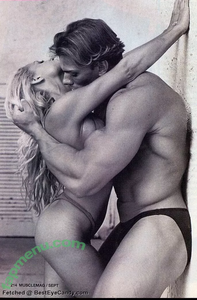 Trish Stratus nude photo #1151 (trishstratuscom)