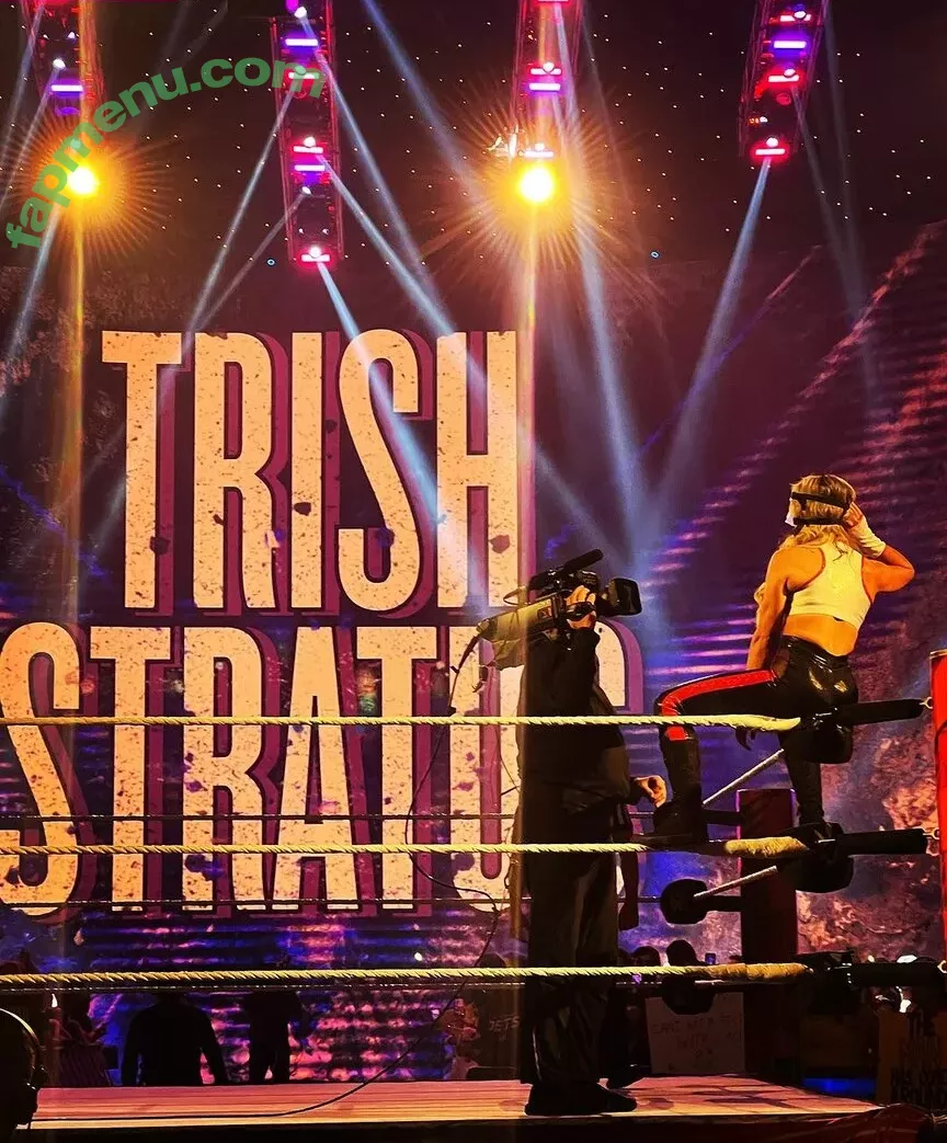 Trish Stratus nude photo #1162 (trishstratuscom)