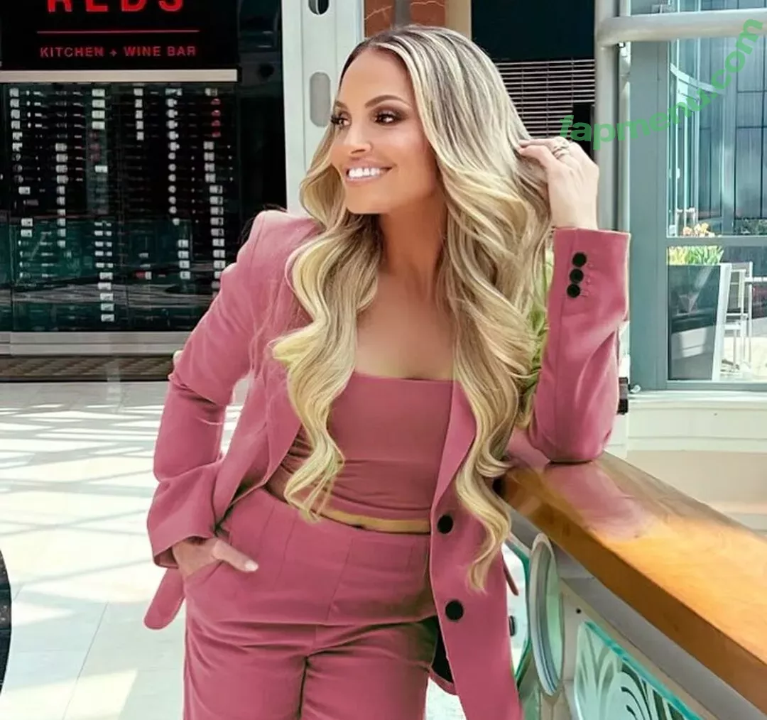 Trish Stratus nude photo #1180 (trishstratuscom)