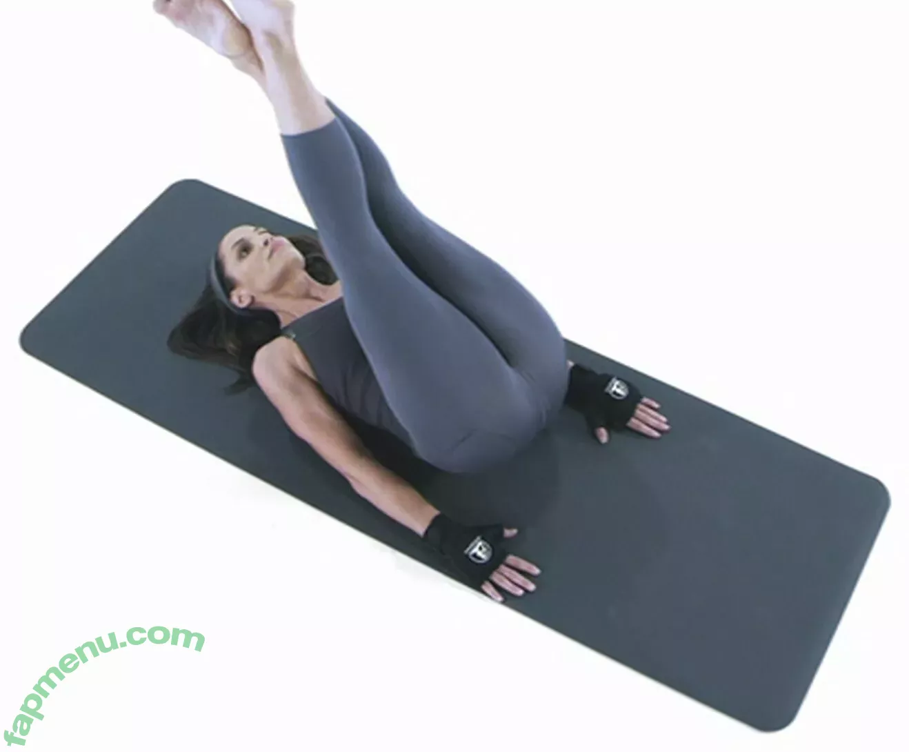 Trish Stratus nude photo #1221 (trishstratuscom)