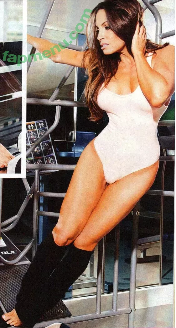Trish Stratus nude photo #1252 (trishstratuscom)