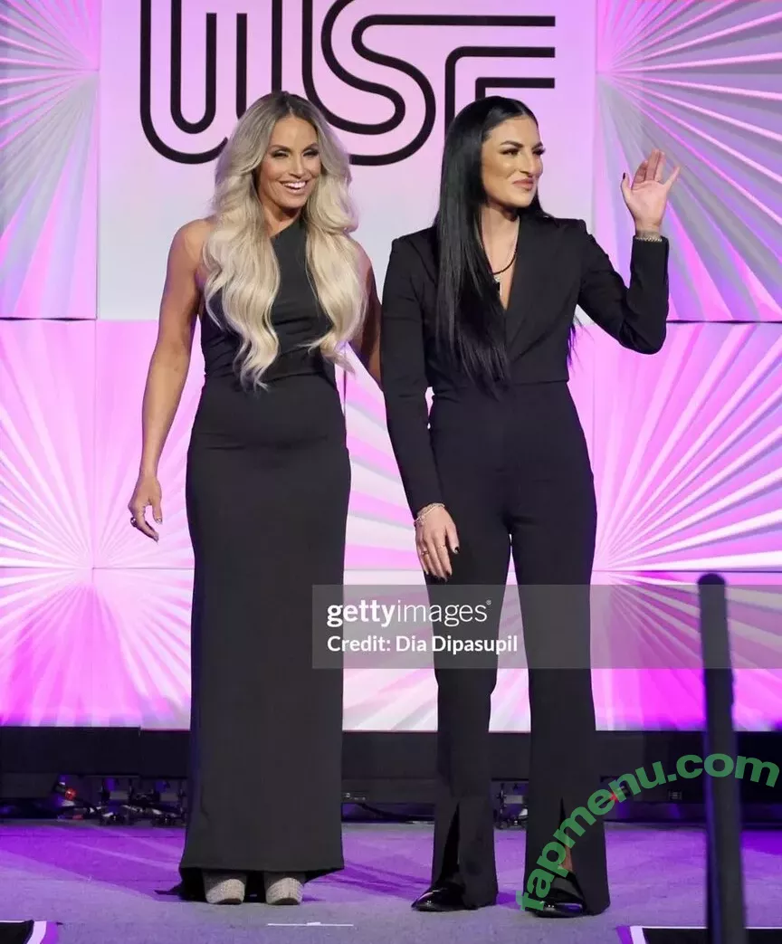 Trish Stratus nude photo #1268 (trishstratuscom)