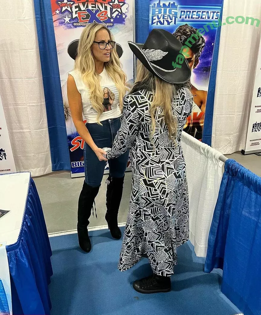 Trish Stratus nude photo #1316 (trishstratuscom)