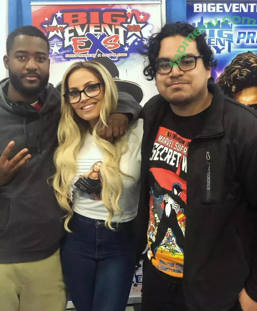 Trish Stratus nude photo #1329 (trishstratuscom)