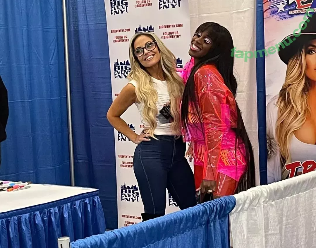 Trish Stratus nude photo #1344 (trishstratuscom)