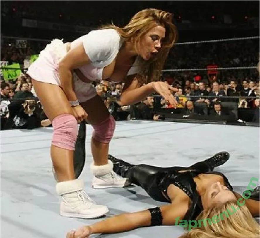 Trish Stratus nude photo #1367 (trishstratuscom)