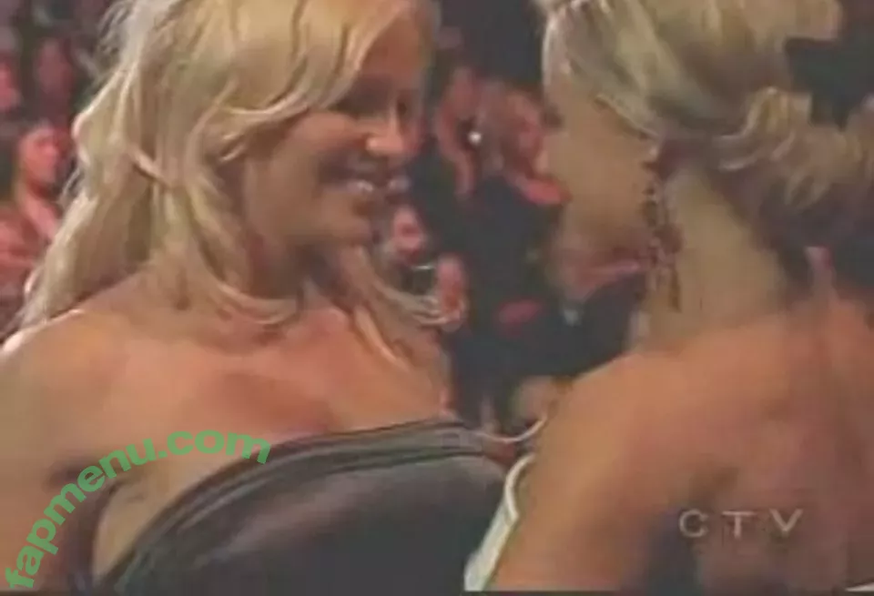 Trish Stratus nude photo #1370 (trishstratuscom)