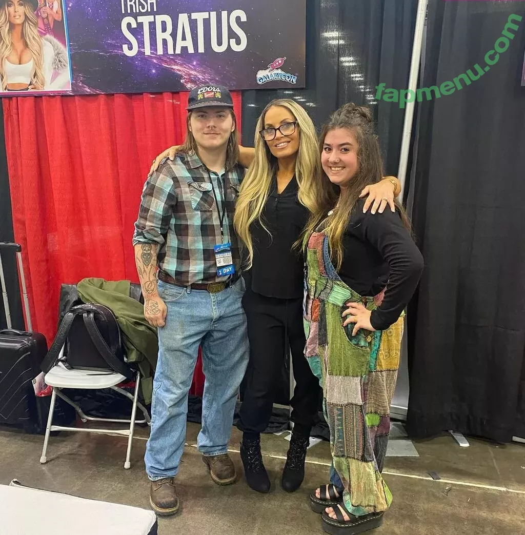 Trish Stratus nude photo #1403 (trishstratuscom)