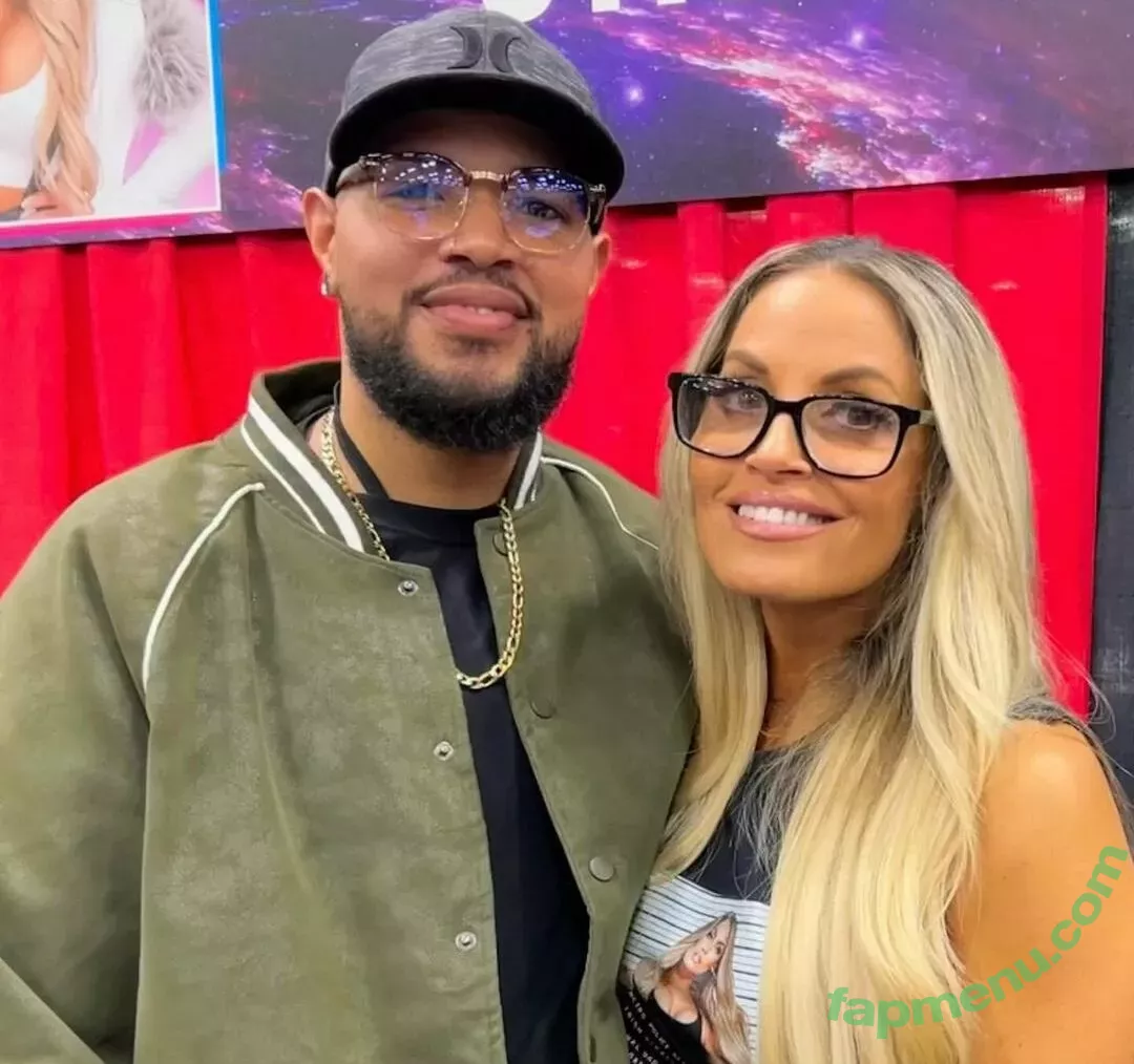 Trish Stratus nude photo #1407 (trishstratuscom)