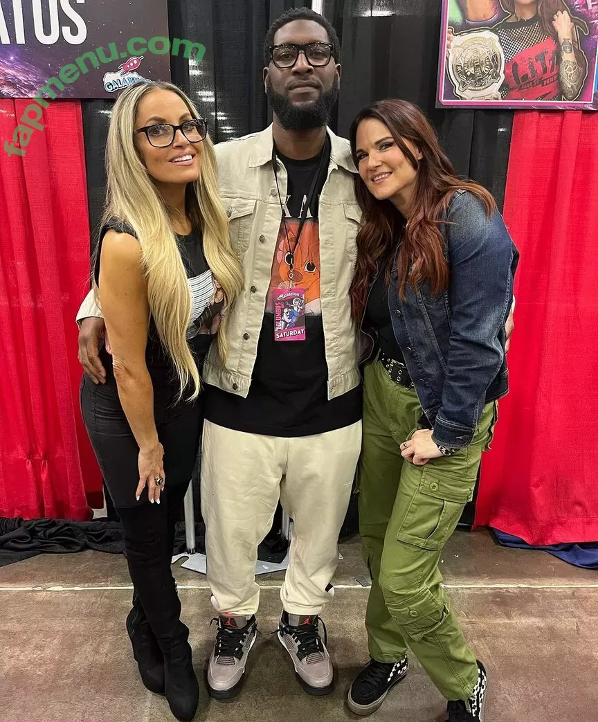 Trish Stratus nude photo #1417 (trishstratuscom)