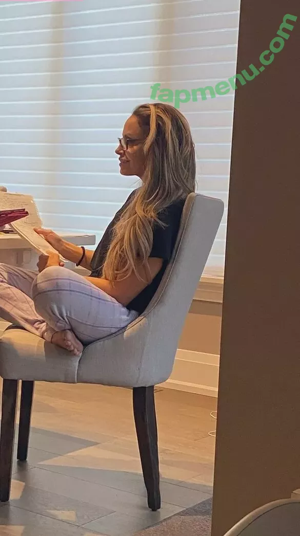 Trish Stratus nude photo #1453 (trishstratuscom)