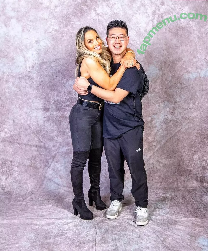 Trish Stratus nude photo #1519 (trishstratuscom)